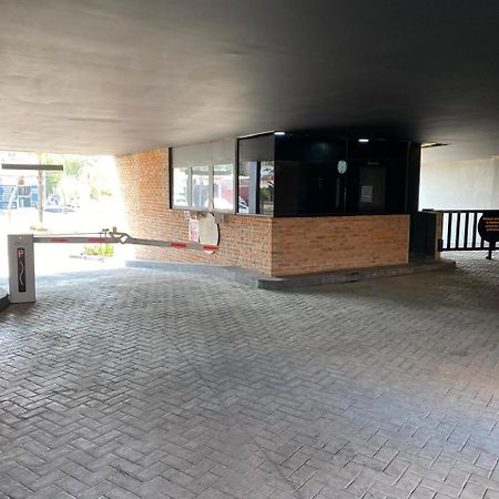 Motel London Concepcion del Valle Екстер'єр фото