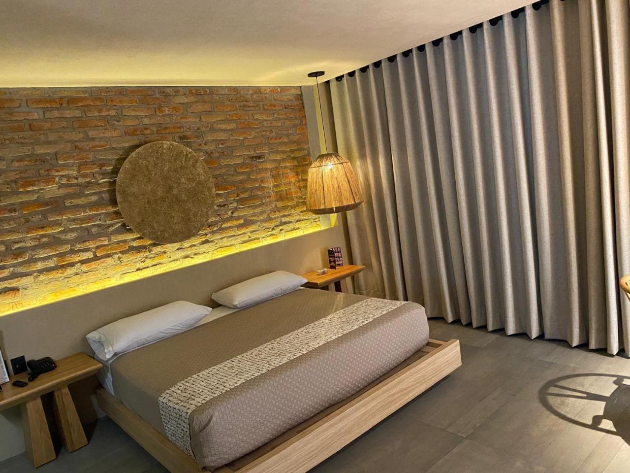 Motel London Concepcion del Valle Екстер'єр фото